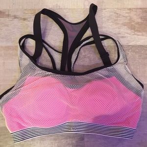 Women’s VS sports bra